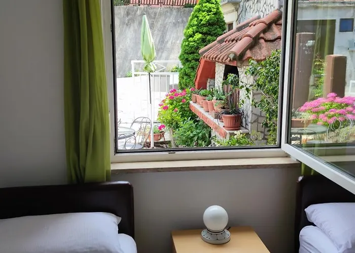 Rajski Vrt * Crikvenica